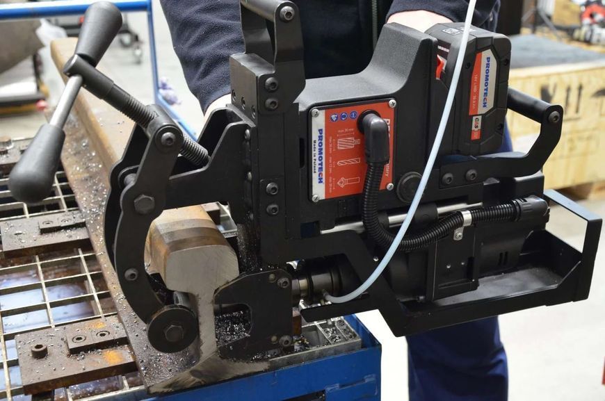 PRO-36R Battery &mdash; акумуляторна рейкова свердлильна машина WRT-0766-10-00-00-0 фото